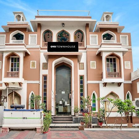 Super Townhouse Mansarovar Near Metro Station Jaipur Buitenkant foto