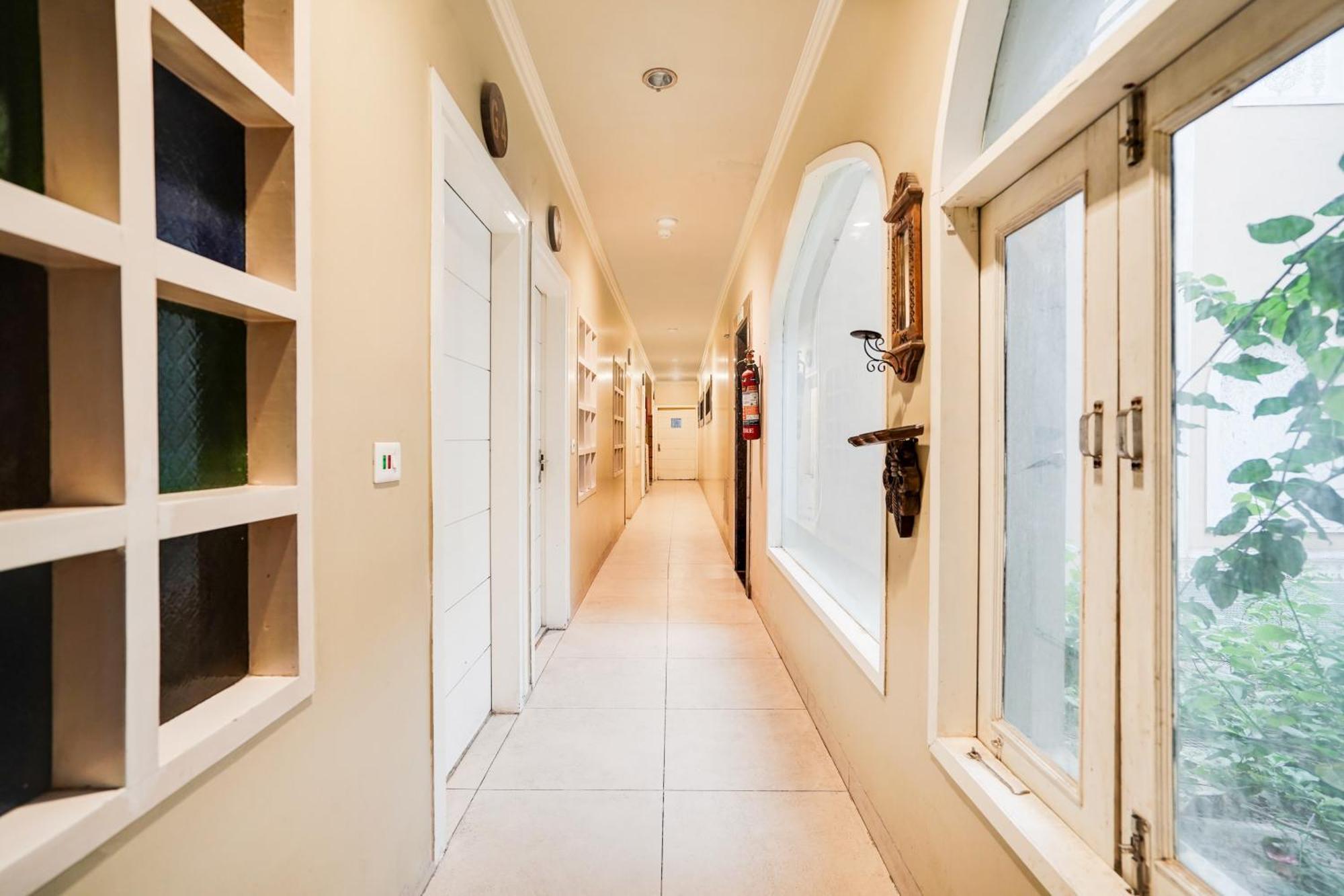 Super Townhouse Mansarovar Near Metro Station Jaipur Buitenkant foto